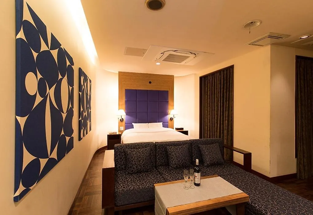 Liefdeshotel Hotel Pariet  Fukuoka